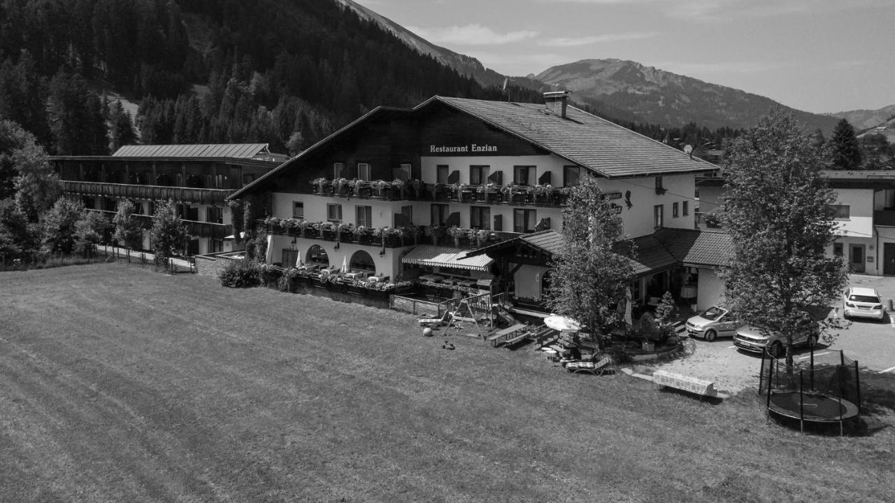 Gasthof Enzian Tannheim Luaran gambar